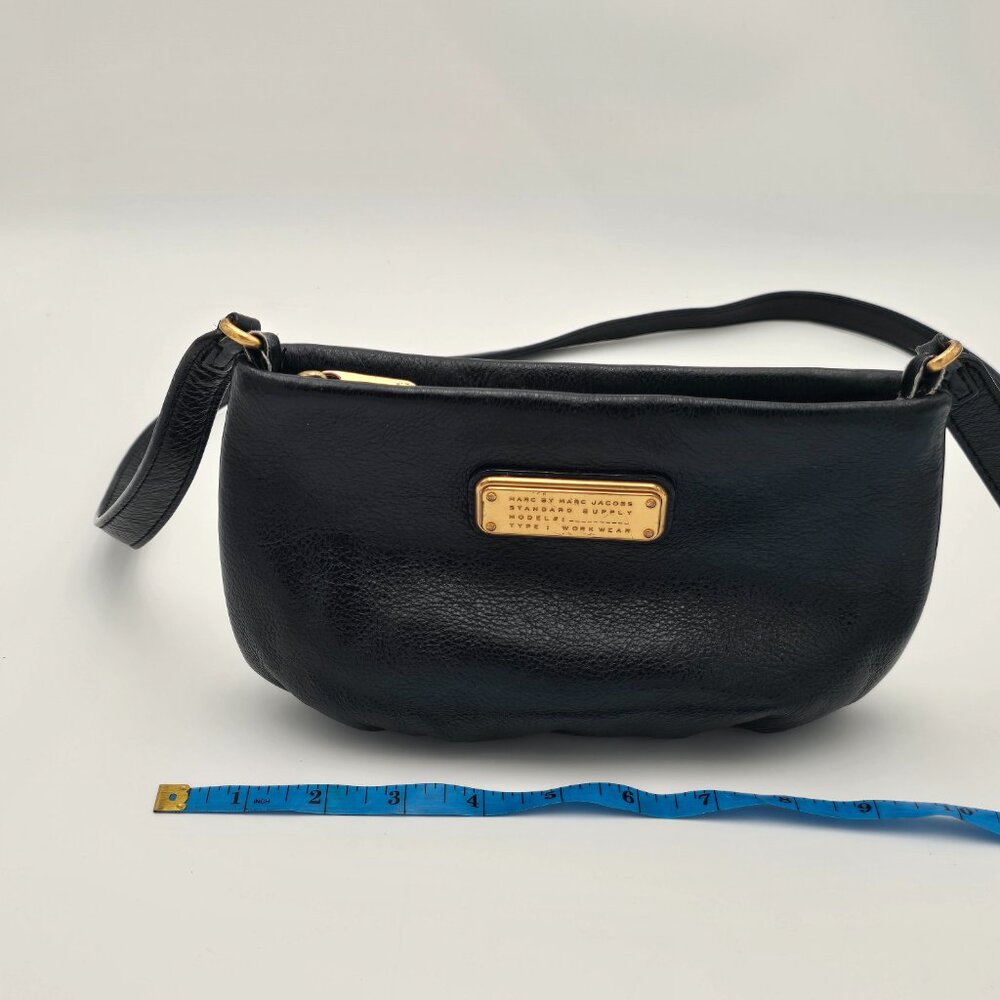 Marc Jacobs New York Crossbody Purse Handbag Black Leather Small Gold Hardware - Picture 9 of 10